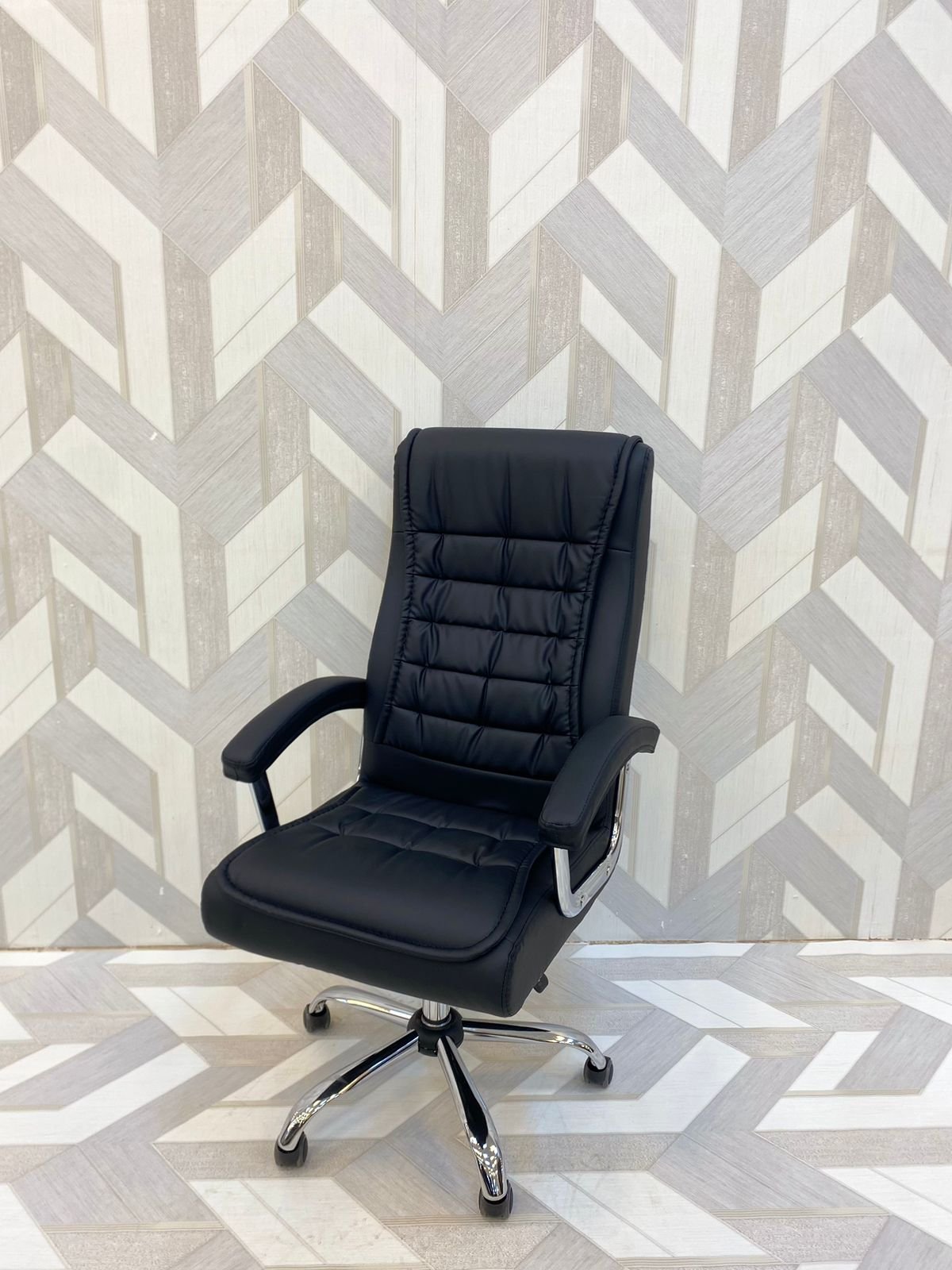 Executive Mesh Chair